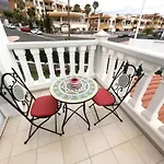 Tranquil 2br Private Heated Pool With Ocean Views & Cinema