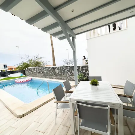 Modern 2Br Villa Private Heated Pool, Bbq, Aircon, Costa Adeje קיאו סלבאחה
