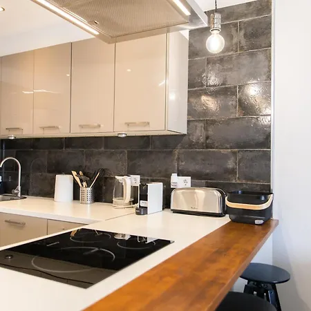 וילה Modern 2Br Villa Private Heated Pool, Bbq, Aircon, Costa Adeje קיאו סלבאחה