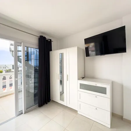 Modern 2Br Villa Private Heated Pool, Bbq, Aircon, Costa Adeje קיאו סלבאחה