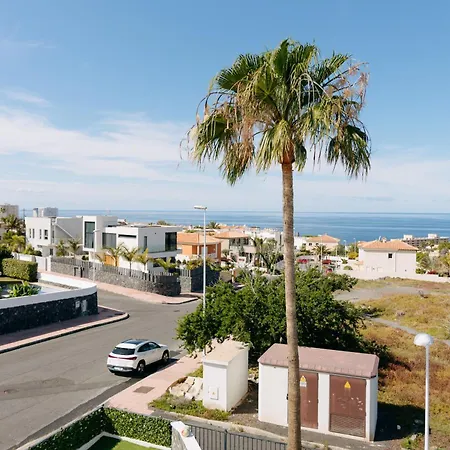 Tranquil 2br :private Pool & Ocean Views Callao Salvaje