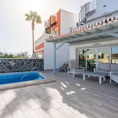 Modern 2Br Villa Private Heated Pool, Bbq, Aircon, Costa Adeje カジャオ・サルバヘ