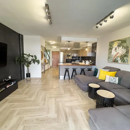 Tranquil 2br :private Pool & Ocean Views Callao Salvaje